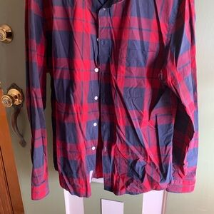 Casual Red and Blue Plaid Button-Down Shirt